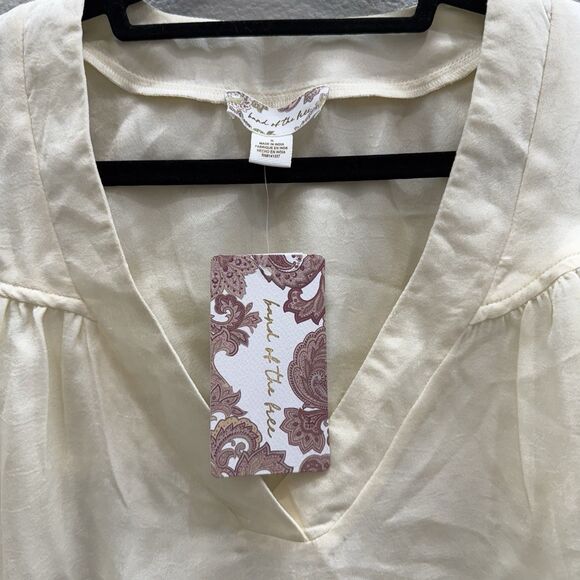 Band of the Free Ivory Blouse Women's Size S V Neck Long Sleeve Flowy Bohemian - Picture 3 of 7